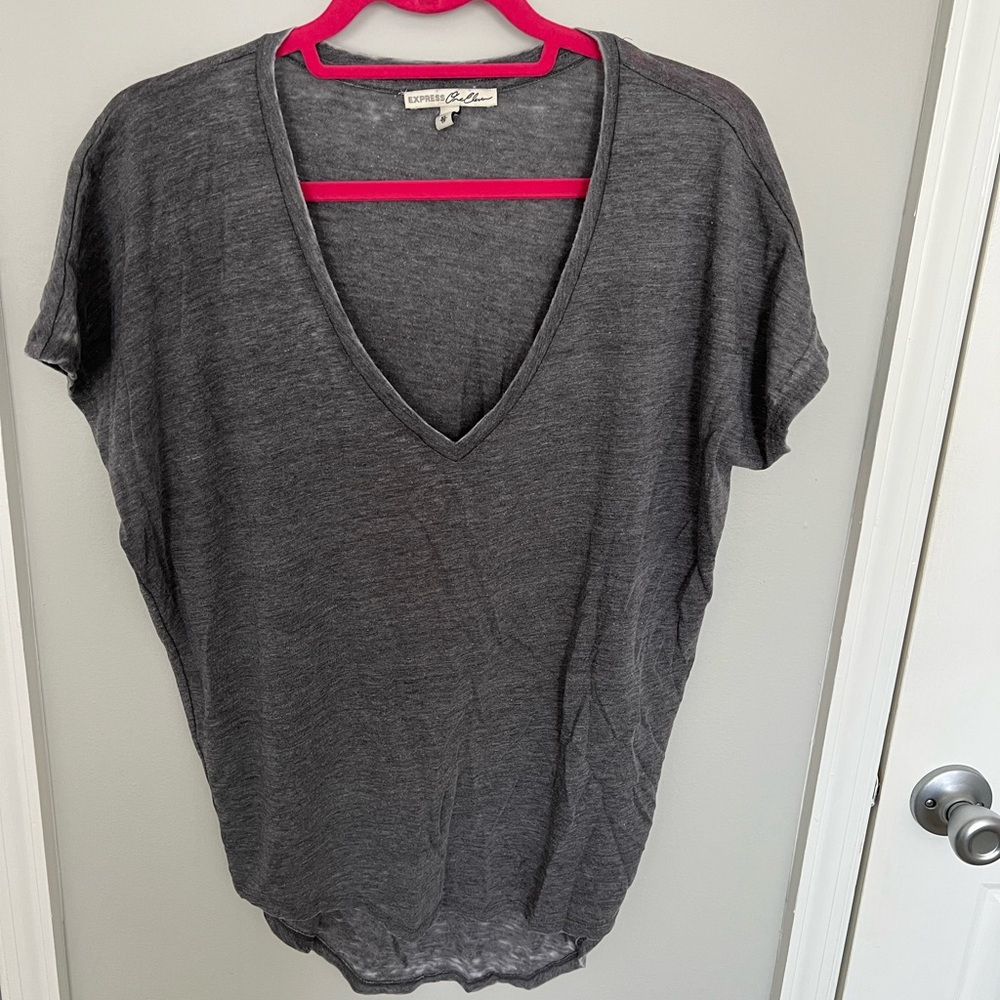 Express Oversized Grey V Neck Tee